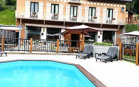 Auberge La Douce Montagne